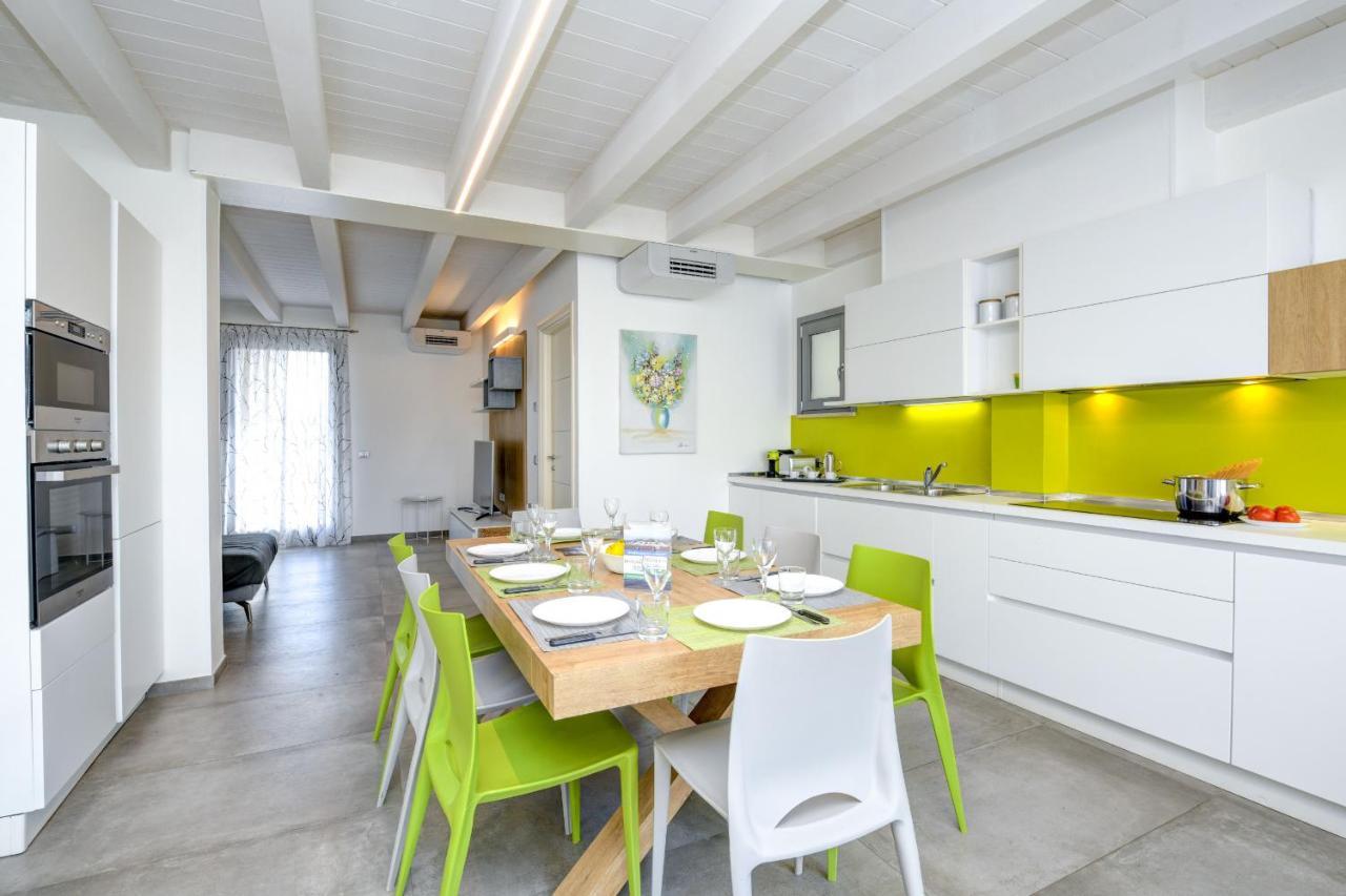 Borgo Gasparina Family Apartments Castelnuovo del Garda Exterior photo