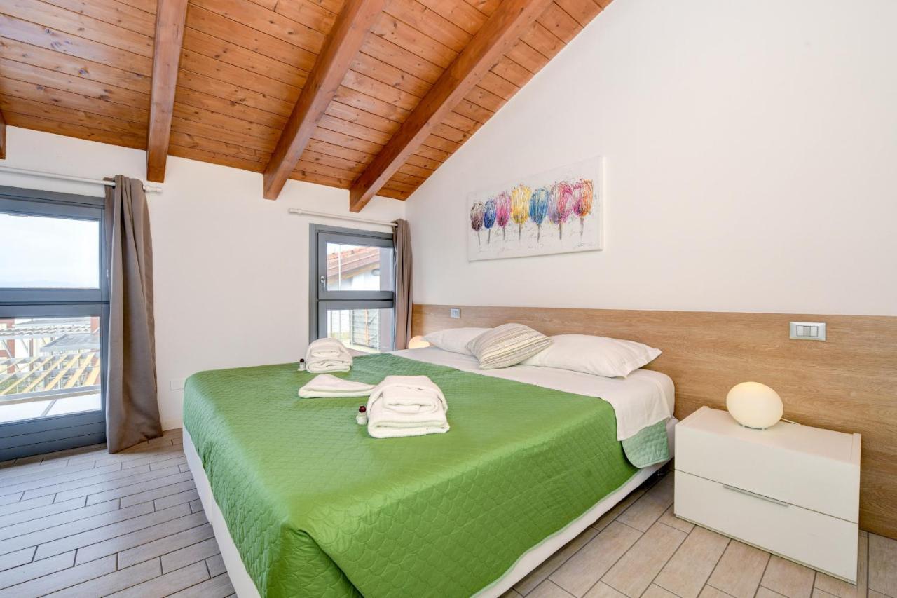 Borgo Gasparina Family Apartments Castelnuovo del Garda Exterior photo
