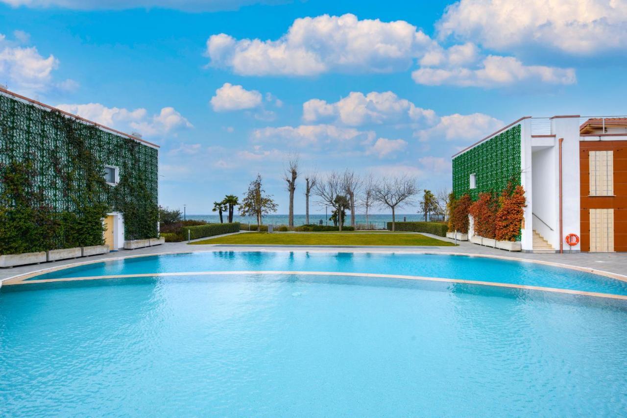 Borgo Gasparina Family Apartments Castelnuovo del Garda Exterior photo
