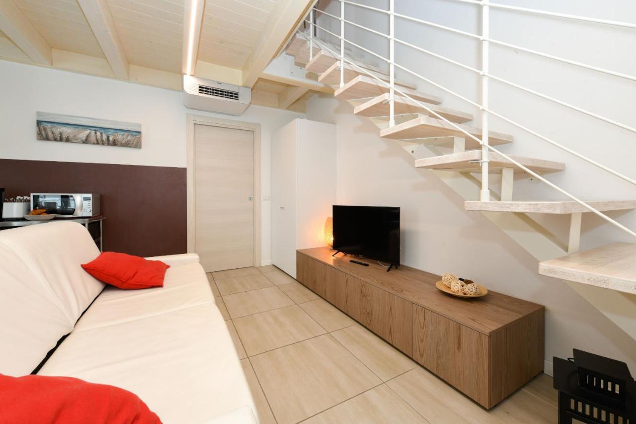 Borgo Gasparina Family Apartments Castelnuovo del Garda Exterior photo